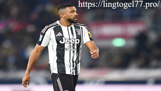Barcelona Incar Defender Juventus untuk Perkuat Barisan Pertahanan